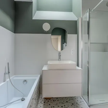 Maison De Avec Piscine エイジーヌ
